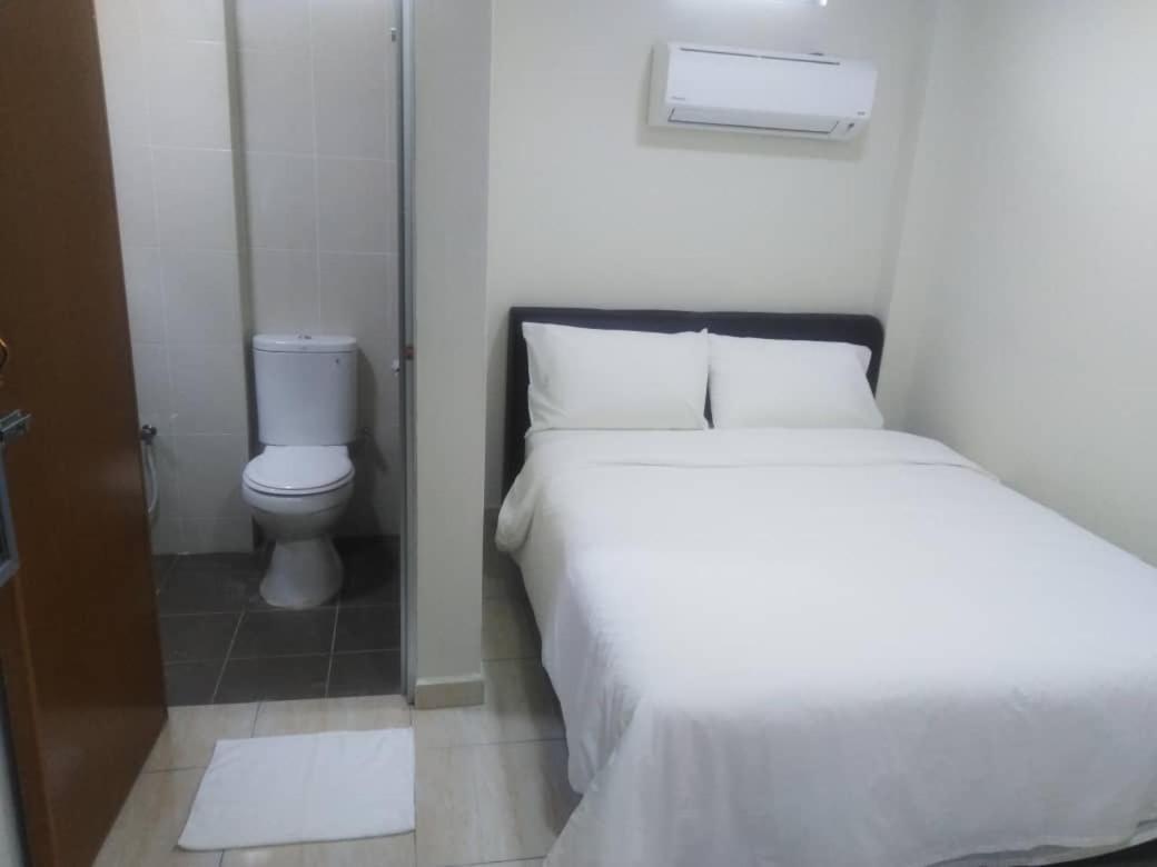 Axlite Hotel Taiping Extérieur photo